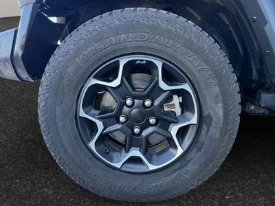 Jeep Wrangler SAHARA / Hybride (2022) - Foto 9