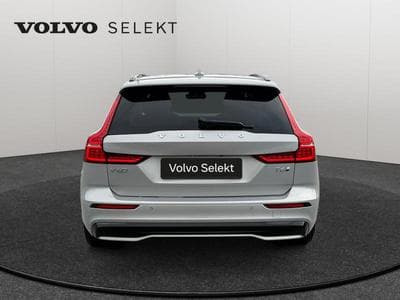 Volvo V60 T6 AWD Plus Dark / Hybride (2025) - Photo 6