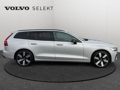 Volvo V60 T6 AWD Plus Dark / Hybride (2025) - Photo 7