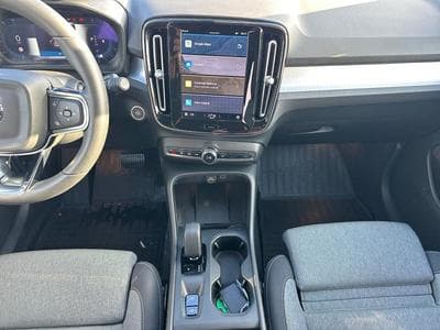 Volvo XC40 B3 Core / Essence (2023) - Photo 11