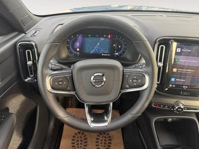 Volvo XC40 B3 Core / Essence (2023) - Photo 12