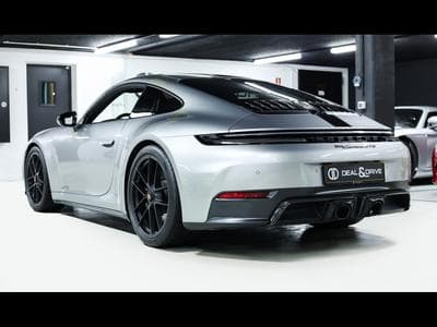 Porsche 911 (992.2) CARRERA 2 GTS COUPE PDK – PACK SPORTDESIGN CARBONE - (2025) - Photo 3