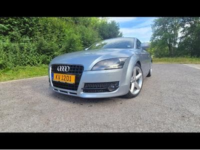 Audi TT S-Line (2009) - Foto 1