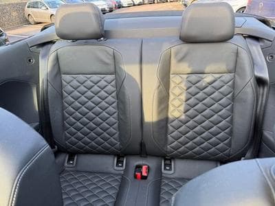 VW T-Roc T-Roc Cabrio R-Line (2021) - Foto 13