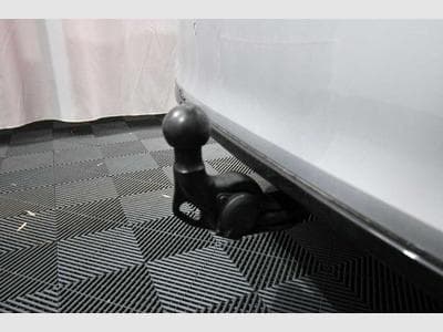 Skoda Octavia Octavia Combi 2.0 TDI DSG Sportline - AHK, Pano, (2025) - Foto 10