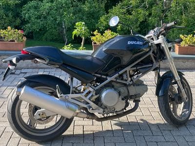 Ducati Monster 600 (M300AA) (2002) - Photo 1