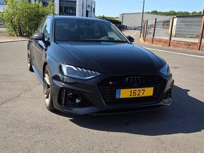 Audi RS4 Bronze edition (2021) - Photo 1
