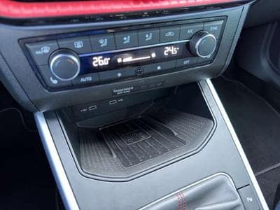 SEAT Arona FR/LED/SHZ/PDC/Kamera/FullLink/18" (2022) - Photo 15