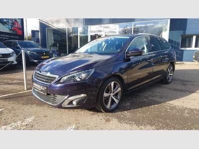 Peugeot 308 Allure (2015) - Photo 1