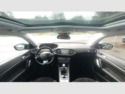 Peugeot 308 Allure (2015) - Photo 6