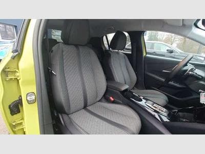 Peugeot 208 Mild-Hybrid 100 Allure (2024) - Photo 10