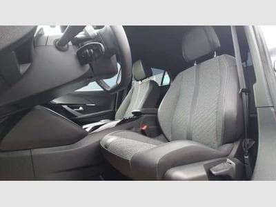 Peugeot 2008 Allure (2024) - Photo 5