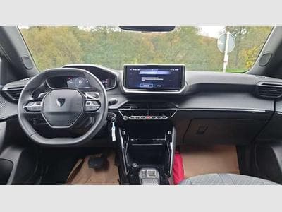 Peugeot 2008 Allure (2024) - Photo 7