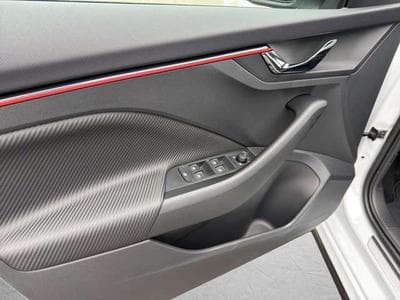 Skoda Kamiq Monte Carlo 1.5 DSG/Matrix/AHK/FHZ/5-J Gar (2026) - Photo 12