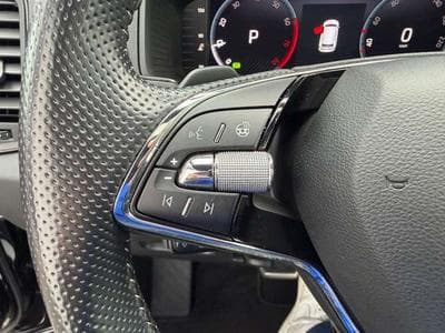 Skoda Karoq Sportline 4x4/AHK/NAVI/ACC/Kamera/DCC (2023) - Photo 10