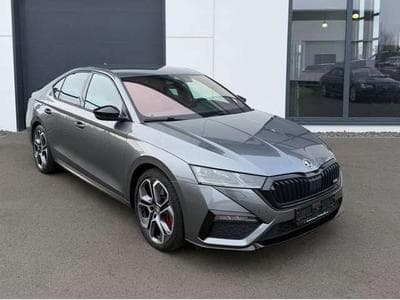 Skoda Octavia RS/DCC/Colum/19"/AHK/ACC/Matrix/el. Sitz (2023) - Photo 1