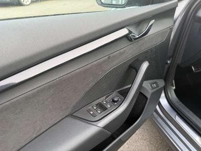 Skoda Octavia RS/DCC/Colum/19"/AHK/ACC/Matrix/el. Sitz (2023) - Photo 8