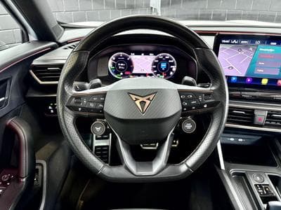 Cupra Formentor VZ 245CV eHybrid DSG6 *VSS* *PANO* ATELLAGE* (2023) - Photo 8