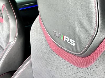 Skoda Octavia III COMBI RS 2.0 TSI 245 CV *CANTON* *ATTELAGE* SIEGES ELEC (2020) - Photo 8