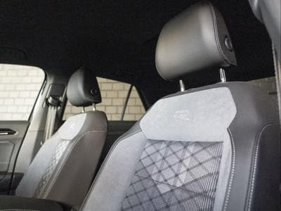 VW T-Roc R-Line 1.5 TSI 150 CV DSG7 *Caméra* *Hayon* *ACC* (2024) - Photo 8