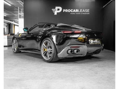 Ferrari Roma SPIDER _ACC_CARBON_360°_MATRIX_*FULL* (2024) - Photo 12