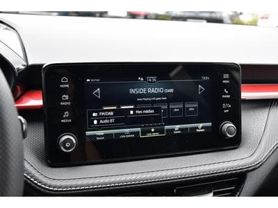 Skoda Fabia 1.0 TSI Monte Carlo DSG ACC TRAVEL CAM KESSY NEUVE (2025) - Foto 10