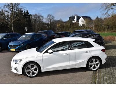 Audi A3 Sportback 40 TFSIe PHEV S-Tronic REGUL GPS LANE PARK 1° MAIN (2024) - Foto 3