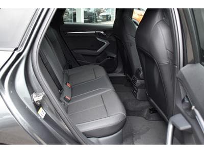 Audi A3 Sportback 35 TDI S-Line S-Tr. TO SONOS ACC SIDE MATRIX JA19 (2025) - Foto 9