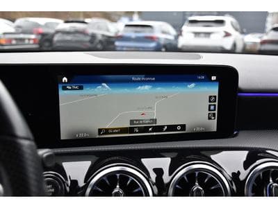 Mercedes A 200 AMG Line 7G DISTRONIC KEYLESS CAM NIGHT MIDLINE 1° MAIN (2023) - Foto 10