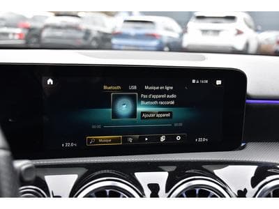 Mercedes A 200 AMG Line 7G DISTRONIC KEYLESS CAM NIGHT MIDLINE 1° MAIN (2023) - Foto 11