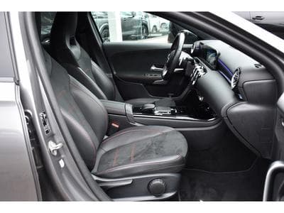 Mercedes A 200 AMG Line 7G DISTRONIC KEYLESS CAM NIGHT MIDLINE 1° MAIN (2023) - Foto 7