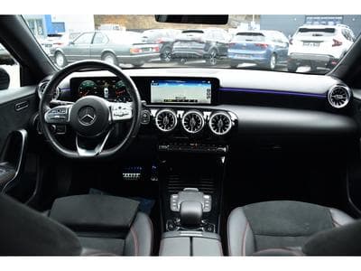 Mercedes A 200 AMG Line 7G DISTRONIC KEYLESS CAM NIGHT MIDLINE 1° MAIN (2023) - Foto 9