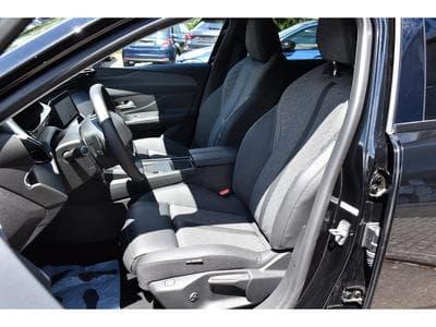 Peugeot 408 1.2 PureTech Allure EAT8 SG CHFF LANE CAM360 JA19 1° MAIN (2024) - Foto 6