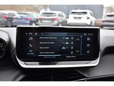 Peugeot 2008 1.2 PureTech Style REGUL SMARTPHONE LANE PDC 1° MAIN (2025) - Foto 12