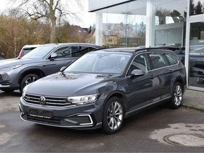 VW Passat 1.4 TSI GTE DSG ACC GPS LANE CARNET (2021) - Foto 2