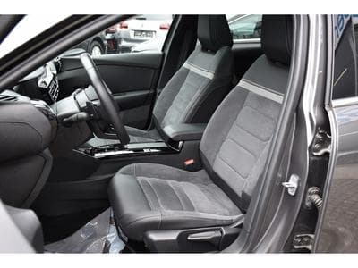 Citroën C4 X 1.2 PureTech Shine EAT8 TOIT PANO CUIR ACC SIDE CAM 1° MAIN (2023) - Foto 6