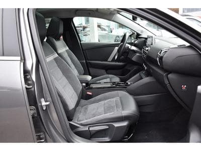 Citroën C4 X 1.2 PureTech Shine EAT8 TOIT PANO CUIR ACC SIDE CAM 1° MAIN (2023) - Foto 7