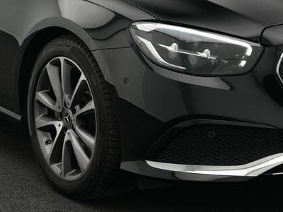 Mercedes E 220 d Avantgarde LED+360°+MBUX+Ambi (2022) - Foto 9