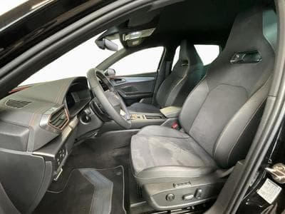 Cupra Leon Pure-Perf.+DSG+Sound+LED (2025) - Photo 9