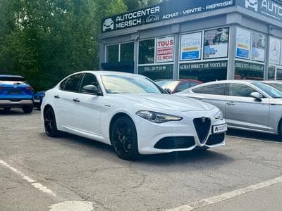 Alfa-Romeo Giulia 2.0 Turbo 280 AT Q4 Veloce (2019) - Foto 1
