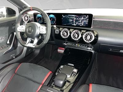Mercedes A 35 AMG 2.0 4 Matic Aeropaket Burmester (2019) - Photo 7