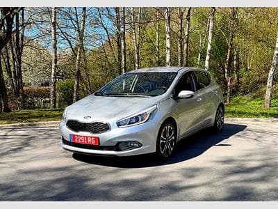 Kia Ceed 1.6 crdi (2014) - Photo 1