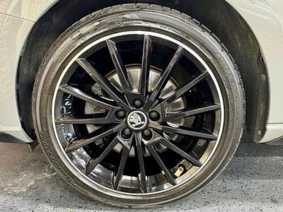 Skoda Fabia Fabia 1.0 110cv Auto MONTE-CARLO (2019) - Photo 3