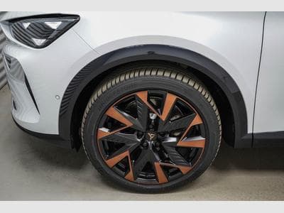 Cupra Formentor 2,0 TSI DSG (2025) - Photo 4