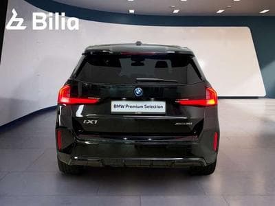 BMW iX1 xDrive30 Head-Up HK HiFi DAB (2025) - Foto 4