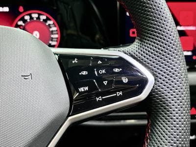 VW Golf GTI Clubsport 2.0 TSI 300 CV DSG7 *DCC**Matrix* *Toit Ouvran (2023) - Photo 12