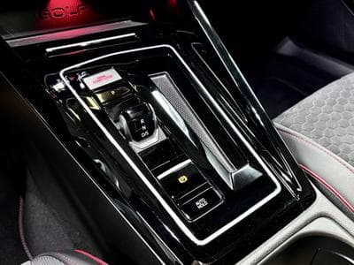 VW Golf GTI Clubsport 2.0 TSI 300 CV DSG7 *DCC**Matrix* *Toit Ouvran (2023) - Photo 15