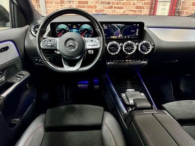 Mercedes GLA 200 GLA 200 163cv Auto AMG-LINE Navig/SiègCh/ALU19 (2022) - Foto 4