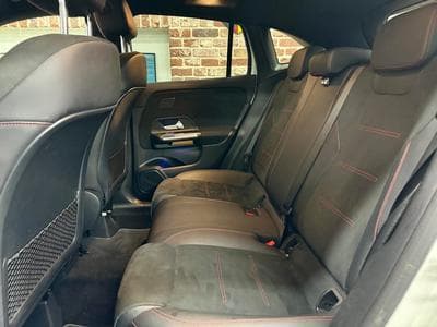 Mercedes GLA 200 GLA 200 163cv Auto AMG-LINE Navig/SiègCh/ALU19 (2022) - Foto 6