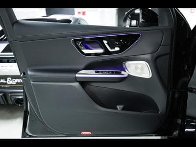 Mercedes GLC 200 COUPE 4MATIC AMG-LINE – PACK NIGHT - OBSIDIAN BLACK (2024) - Foto 9